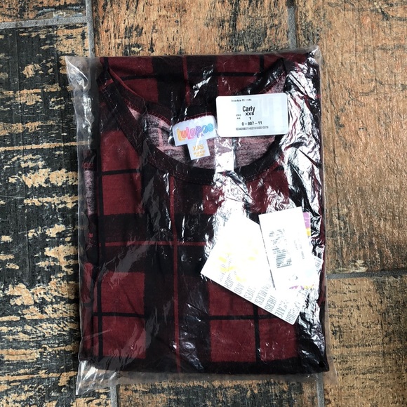 NWT Lularoe- Red & Black Checkered “Carly”🖤 - Picture 3 of 4